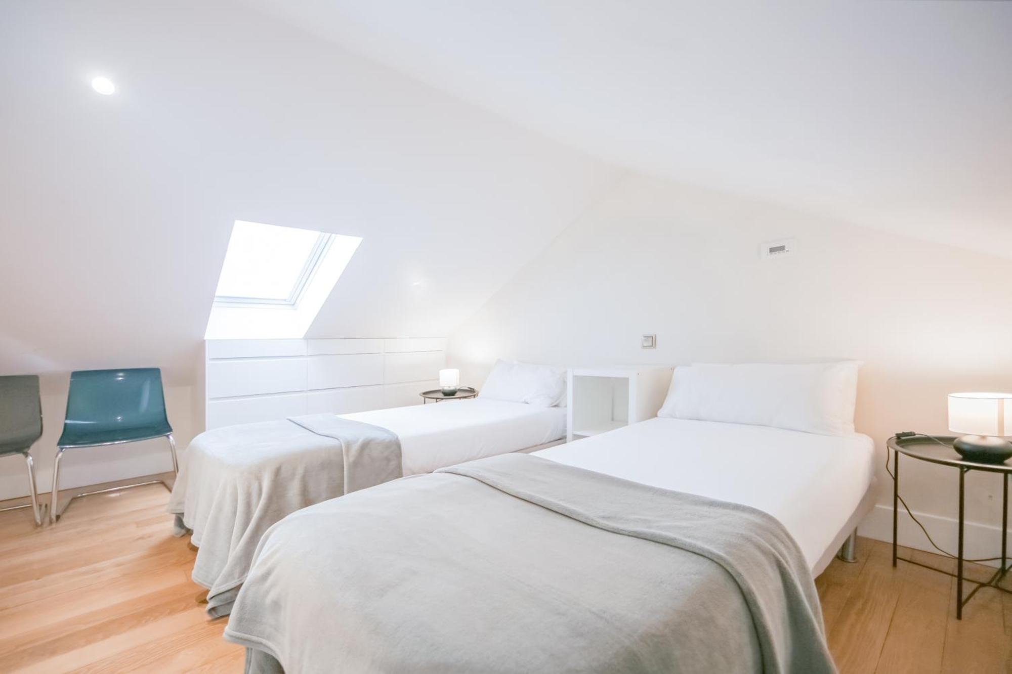 Willa Duplex De Lujo Junto Al Bernabeu Real Madryt Zewnętrze zdjęcie